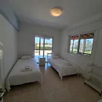 - Ayia Thekla Sea View Villa *