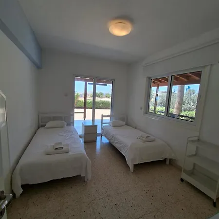 - Ayia Thekla Sea View Villa *