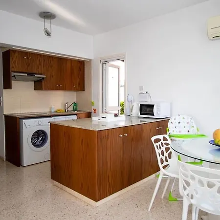 - Ayia Thekla Sea View Villa *