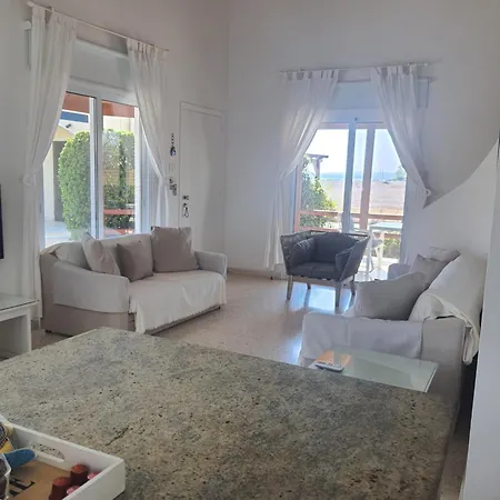 - Ayia Thekla Sea View Villa *