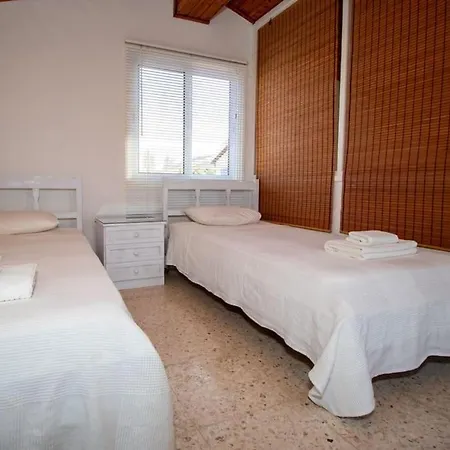- Ayia Thekla Sea View Βίλα *